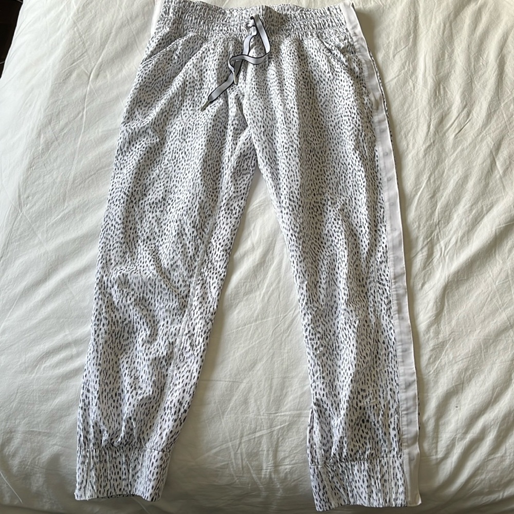 Lululemon Parachute Jogger Pants